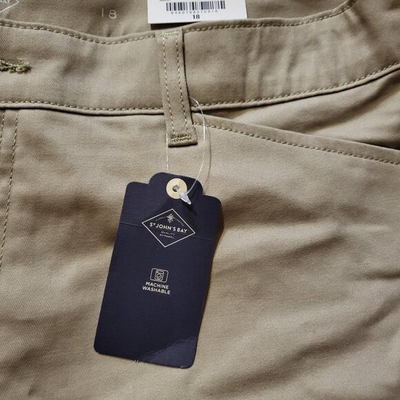 Men’s 2-piece casual set Holloway polo shirt and St. John’s Bay short size XL - Picture 5 of 6